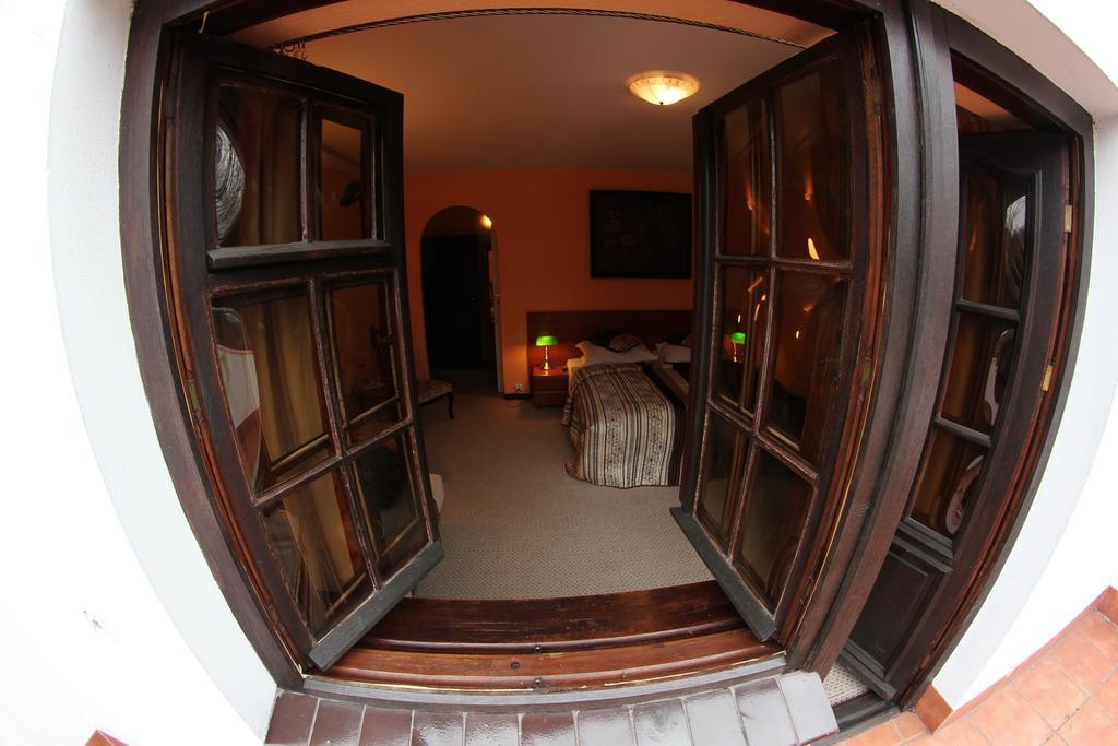 Pensjonat Rezydencja Parkowa Breslávia Exterior foto
